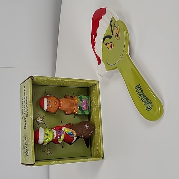 Holiday Grinch Christmas Set Grinch Spoon Rest Grinch Salt And Pepper